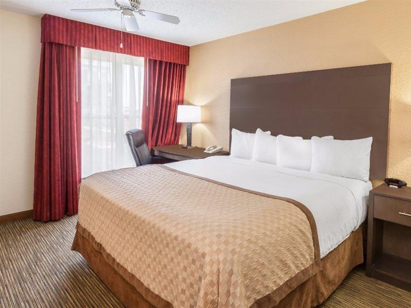Affordable Suites Of America Detroit-วอร์เรน ภายนอก รูปภาพ