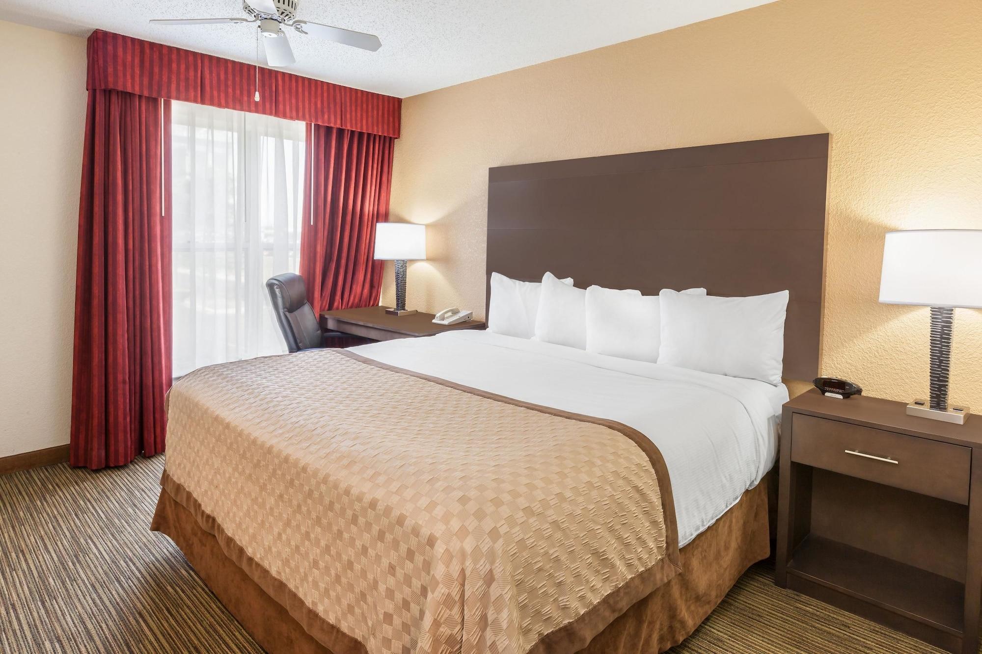 Affordable Suites Of America Detroit-วอร์เรน ภายนอก รูปภาพ